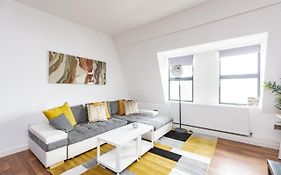 Manhattan Heights