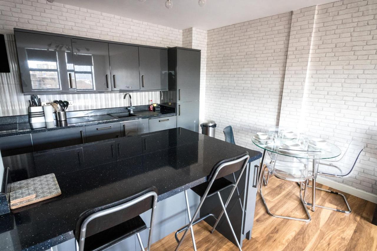 Manhattan Heights Apartment Maidstone Exterior photo