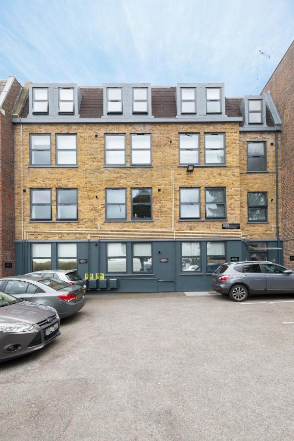 Manhattan Heights Apartment Maidstone Exterior photo
