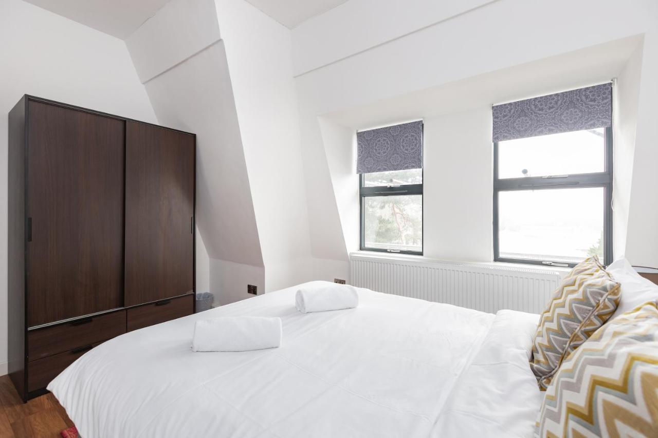 Manhattan Heights Apartment Maidstone Exterior photo